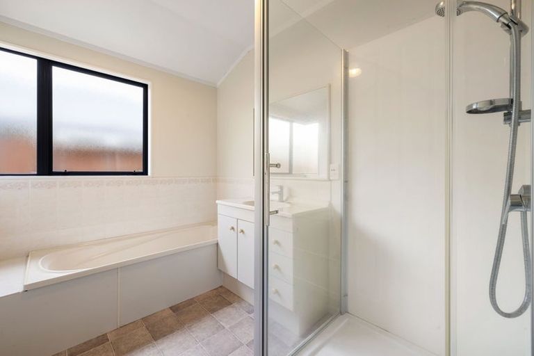 Photo of property in 58 Spinnaker Drive, Flagstaff, Hamilton, 3210