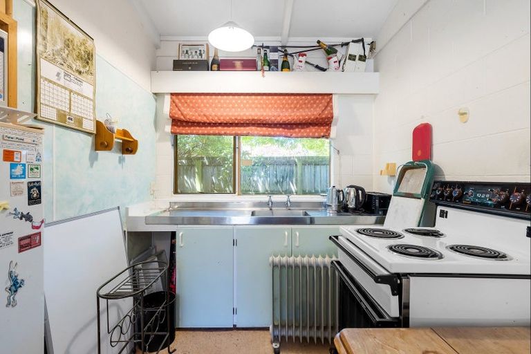 Photo of property in 16 Tongariro Road, Turangi, 3334