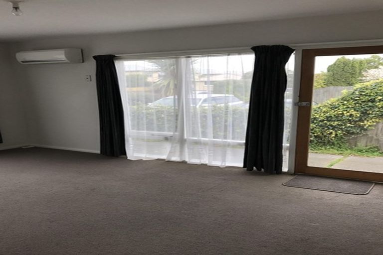 Photo of property in 51 Whitmore Street, Edgeware, Christchurch, 8013