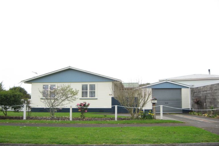 Photo of property in 54 Hume Street, Waitara, 4320