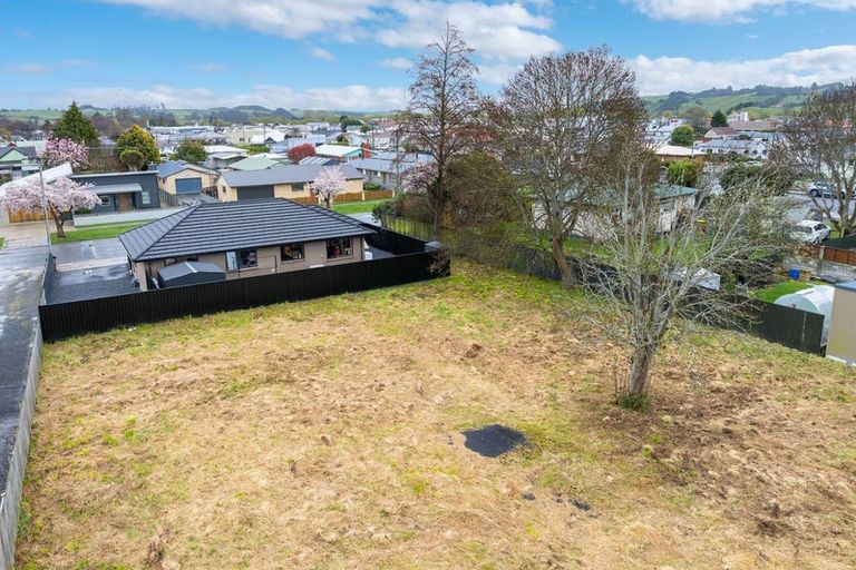 Photo of property in 37 Lanark Street, Balclutha, 9230