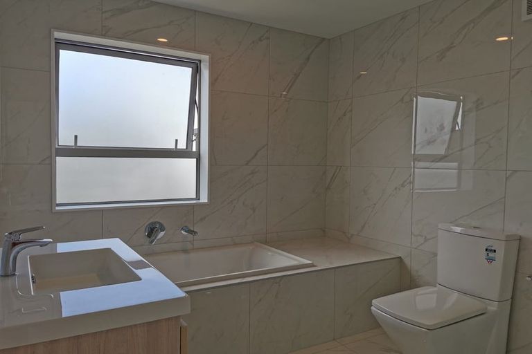 Photo of property in 45 Toanui Road, Hobsonville, Auckland, 0616