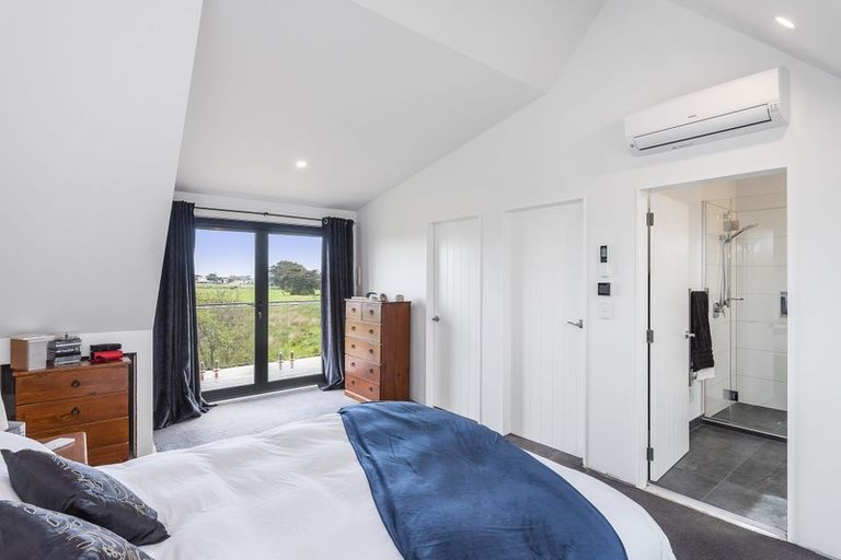 Photo of property in 42 Pukenamu Road, Te Horo, Otaki, 5581