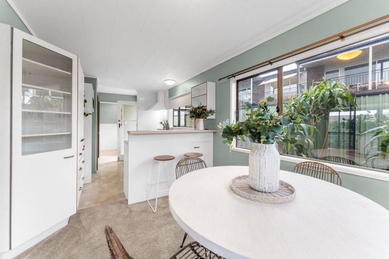 Photo of property in 6 Walnut Grove, Omokoroa, 3114