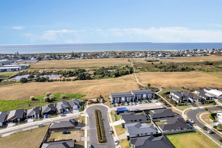 Photo of property in 54 Tamapahore Boulevard, Papamoa Beach, Papamoa, 3118