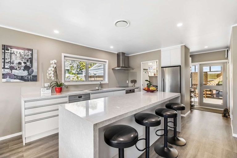 Photo of property in 603 Clevedon Kawakawa Road, Clevedon, Papakura, 2585