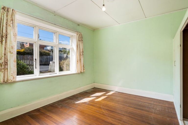 Photo of property in 17 Font Street, Kaikorai, Dunedin, 9010