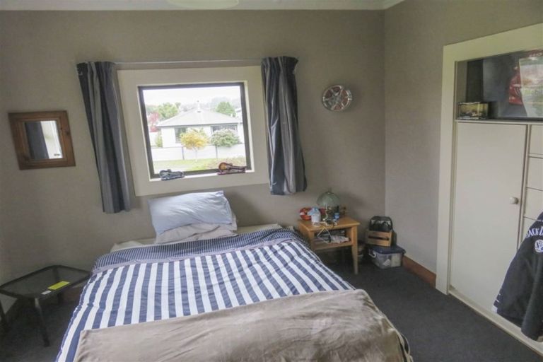 Photo of property in 96 Stobo Street, Grasmere, Invercargill, 9810