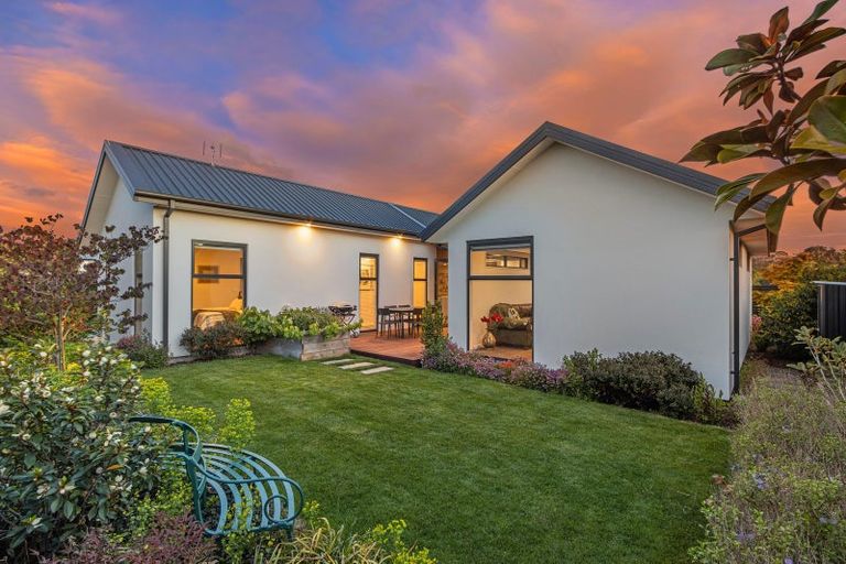 Photo of property in 3 Muirhill Street, Halswell, Christchurch, 8025