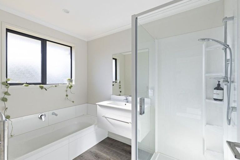 Photo of property in 62 Maire Street, Inglewood, 4330