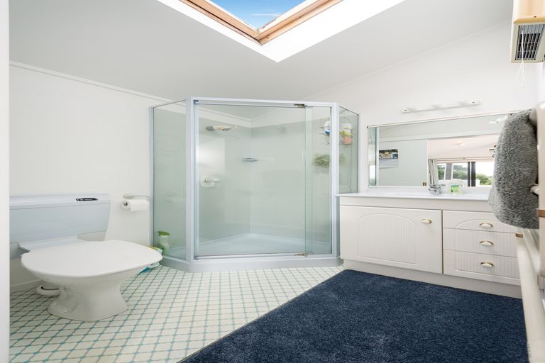 Photo of property in 183 Brightside Road, Stanmore Bay, Whangaparaoa, 0932