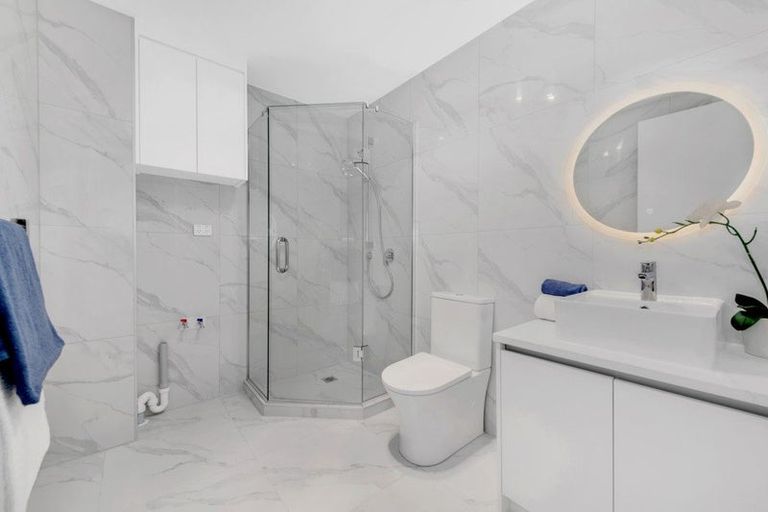 Photo of property in 22a Hearth Street, Flat Bush, 2019