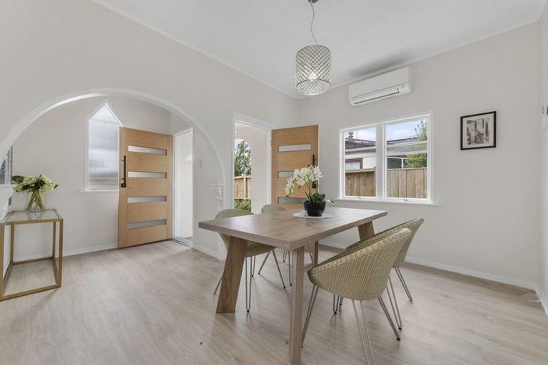 Photo of property in 6 Lipscombe Avenue, Papatoetoe, Auckland, 2025