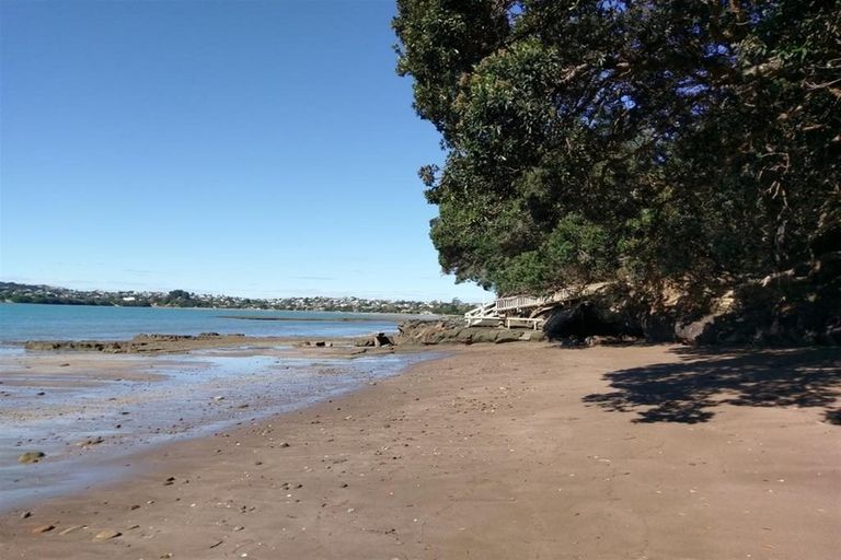 Photo of property in 7a Monyash Road, Manly, Whangaparaoa, 0930