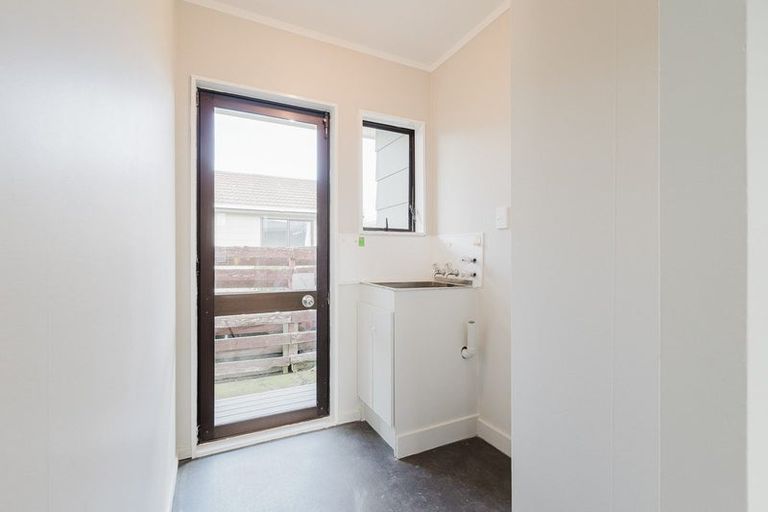 Photo of property in 42a Mcleavey Drive, Kelvin Grove, Palmerston North, 4414