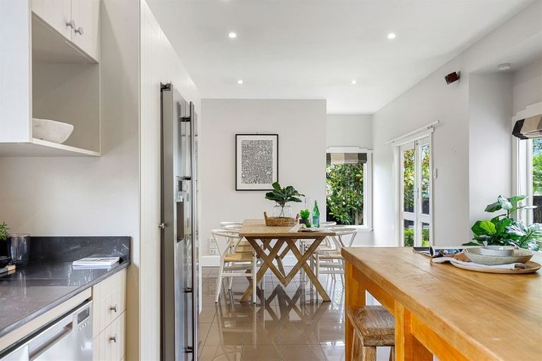 Photo of property in 43 Watford Street, Strowan, Christchurch, 8052