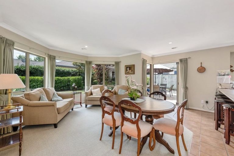 Photo of property in 6 Makepeace Place, Flagstaff, Hamilton, 3210