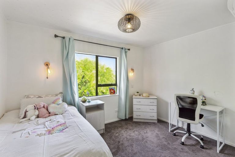 Photo of property in 30a Rata Road, Raumati Beach, Paraparaumu, 5032