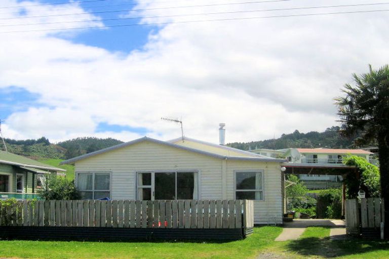 Photo of property in 51 Beach Road, Waihi Beach, 3611