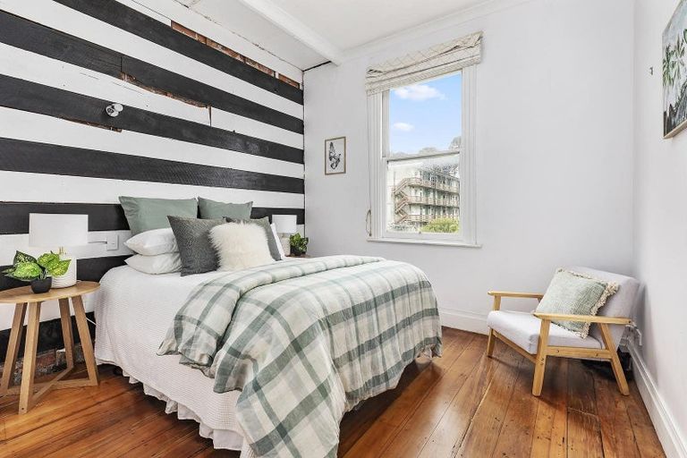 Photo of property in 26 Edinburgh Terrace, Berhampore, Wellington, 6023