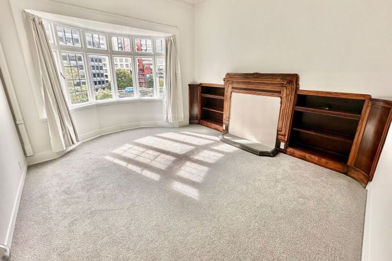 Photo of property in 21a Clifton Terrace, Kelburn, Wellington, 6012