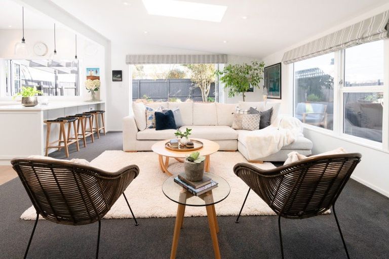 Photo of property in 56 Derwent Street, Island Bay, Wellington, 6023