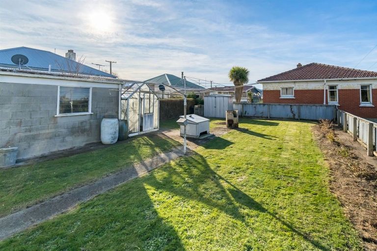 Photo of property in 37 Wesley Street, South Dunedin, Dunedin, 9012