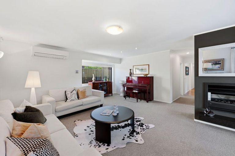 Photo of property in 188 Prince Regent Drive, Farm Cove, Auckland, 2012