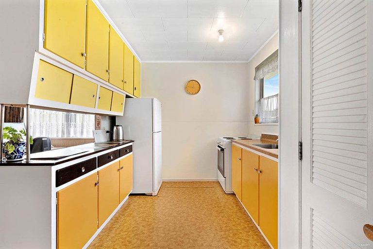 Photo of property in 8 Hope Farm Avenue, Pakuranga Heights, Auckland, 2010