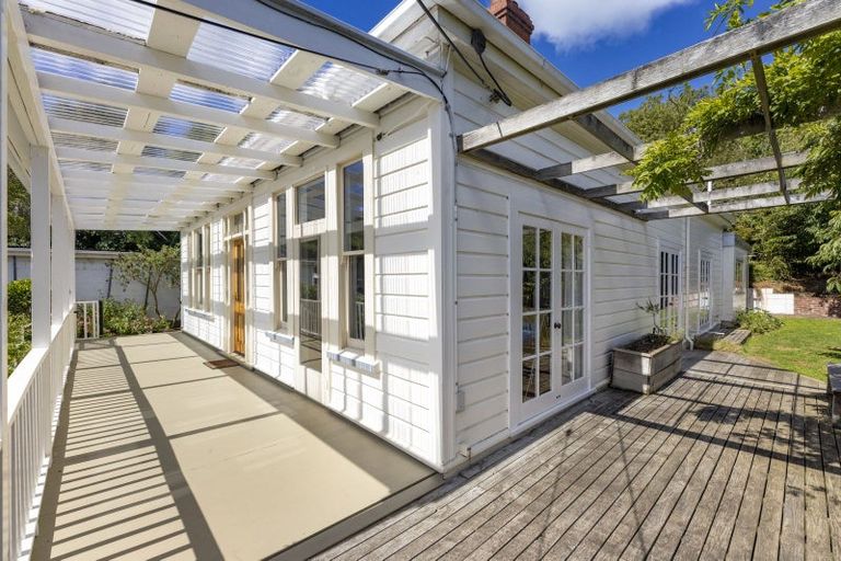 Photo of property in 10 Kilgour Street, Roseneath, Port Chalmers, 9023