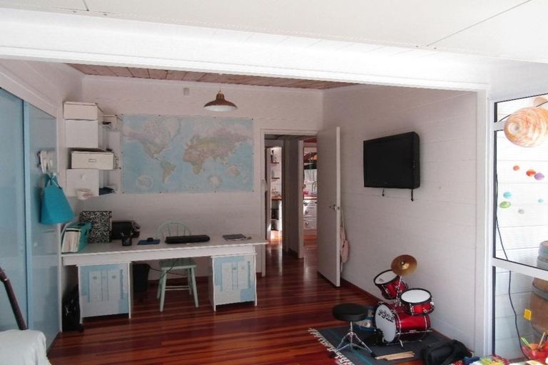 Photo of property in 33 Henry Hill Road, Taupo, 3330