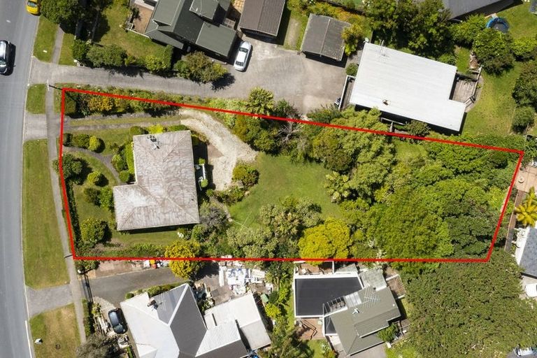 Photo of property in 708 East Coast Road, Pinehill, Auckland, 0632