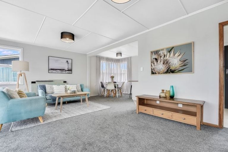 Photo of property in 5 Cricket Place, Melville, Hamilton, 3206