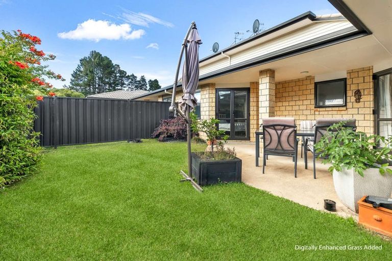 Photo of property in 16/64 Kawaha Point Road, Kawaha Point, Rotorua, 3010