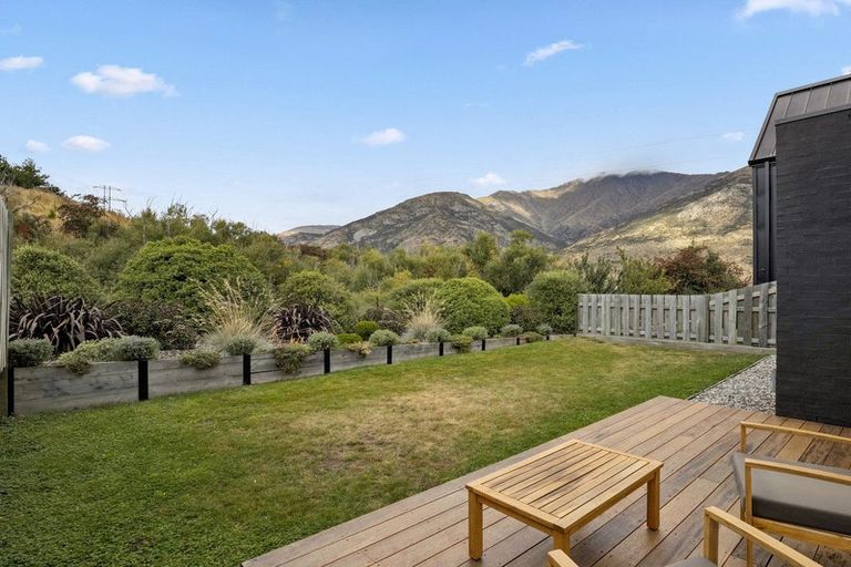Photo of property in 51 Red Cottage Drive, Lake Hayes, Queenstown, 9304