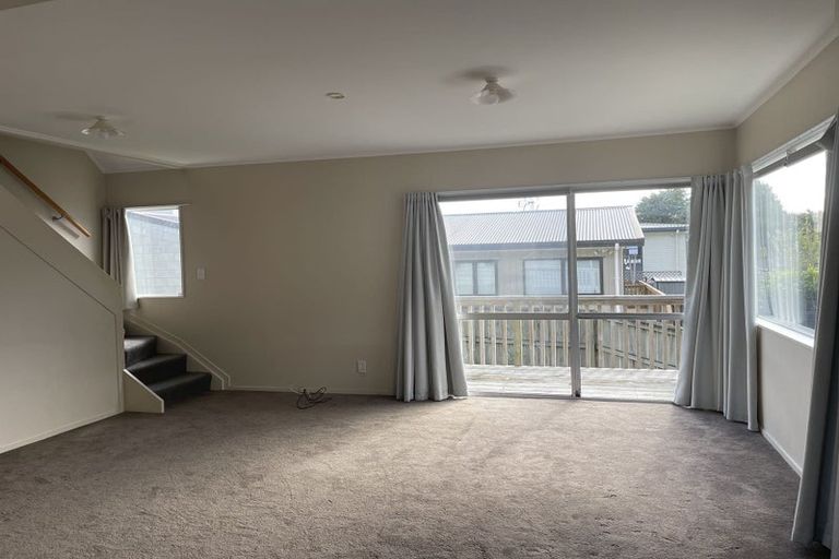 Photo of property in 4 Danden Way, Pukekohe, 2120