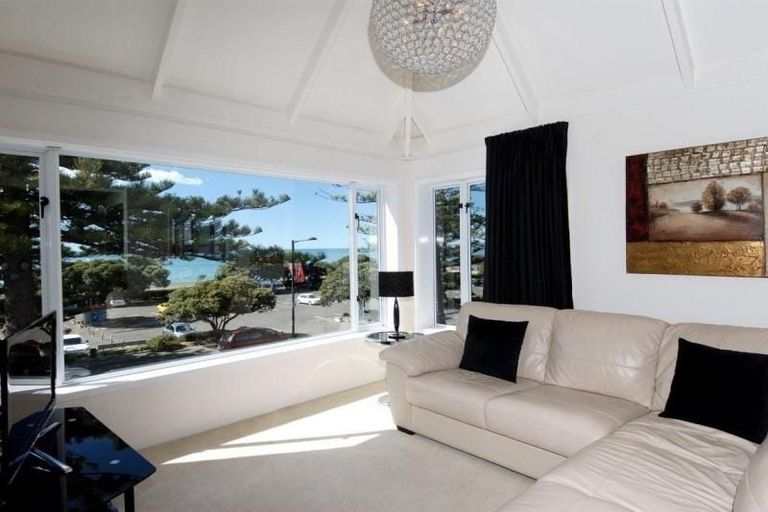 Photo of property in 251 Marine Parade, Napier South, Napier, 4110