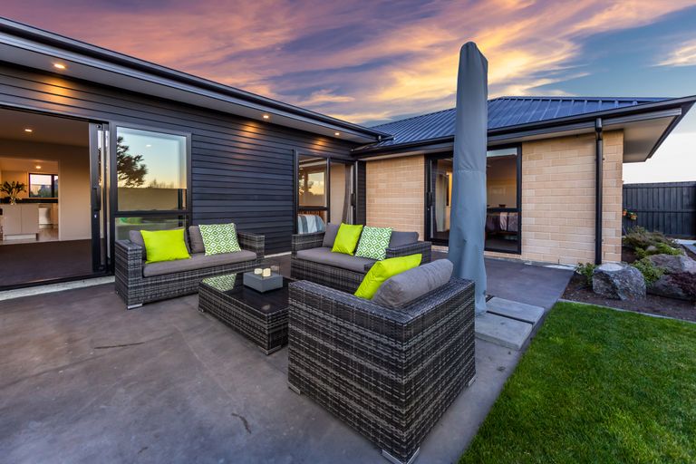 Photo of property in 89 Metehau Street, Marshland, Christchurch, 8083