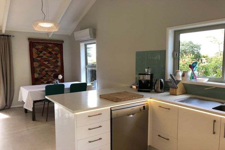 Photo of property in 644a Papamoa Beach Road, Papamoa Beach, Papamoa, 3118