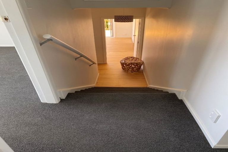 Photo of property in 24 Taupo Crescent, Plimmerton, Porirua, 5026