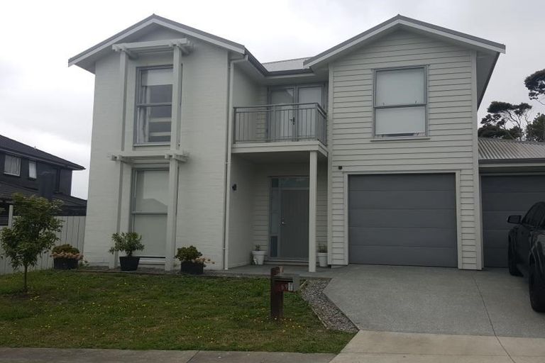 Photo of property in 69 Mackay Drive, Greenhithe, Auckland, 0632