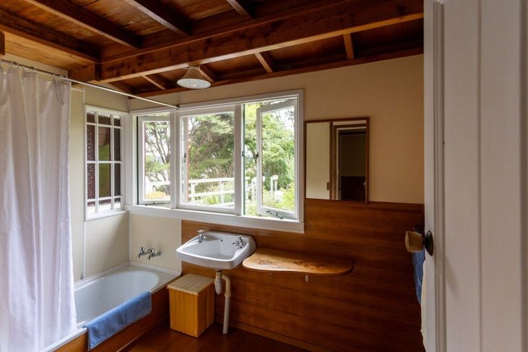 Photo of property in 5 Yarborough Street, Kohukohu, 0491