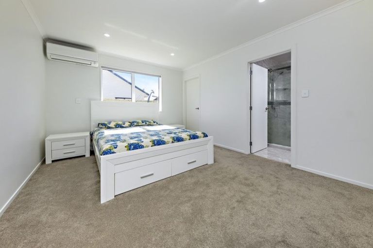 Photo of property in 9 Kotuku Crescent, Takanini, 2112