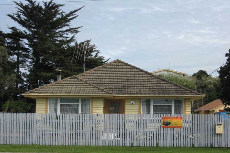 Photo of property in 23 Mosston Road, Castlecliff, Whanganui, 4501