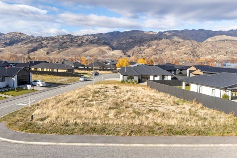 Photo of property in 4 Duohys Lane, Mount Pisa, 9383