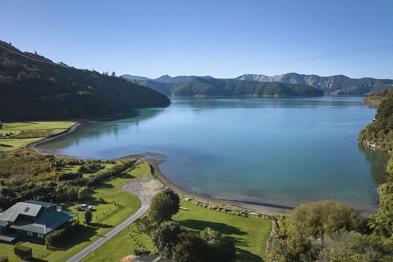 Photo of property in 16 Hakahaka Road, Port Underwood, Picton, 7281