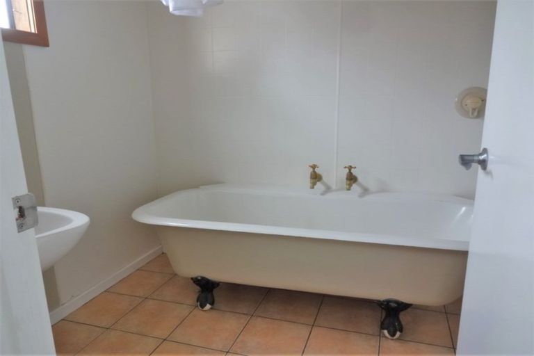 Photo of property in 60 Cobden Street, Westport, 7825