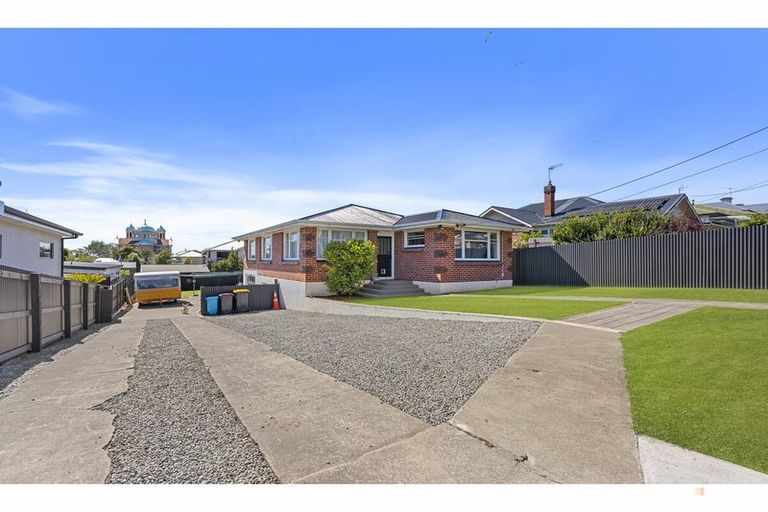 Photo of property in 14 Cain Street, Parkside, Timaru, 7910