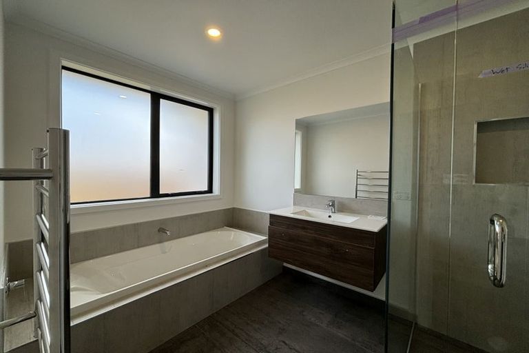 Photo of property in 16 Songpa Street, Halswell, Christchurch, 8025