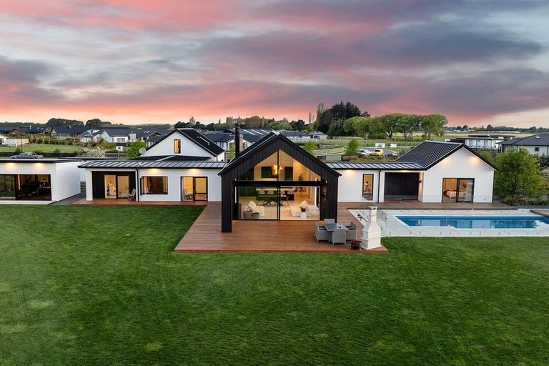 Photo of property in 130 Verdeco Boulevard, Lincoln, 7608